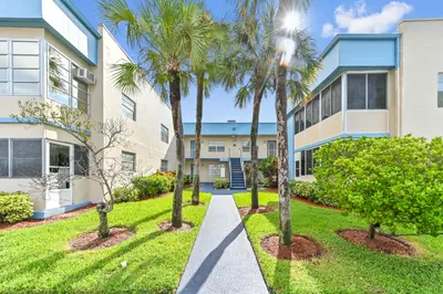 426 Burgundy I, Delray Beach – Condominium for sale
