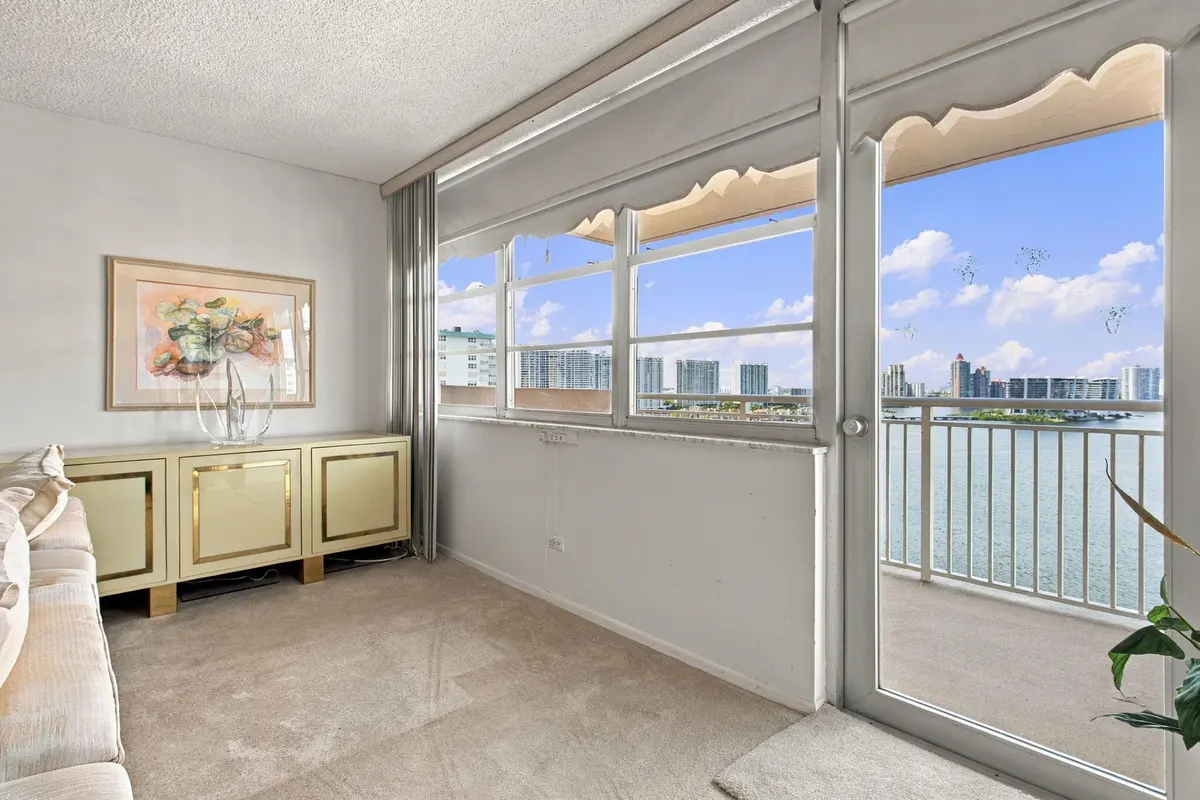 7-web-or-mls-IMG_9655 at 250 174th Street, Sunny Isles Beach