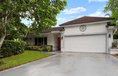 396 REDWOOD Lane, Boca Raton – Single Family Residence for sale