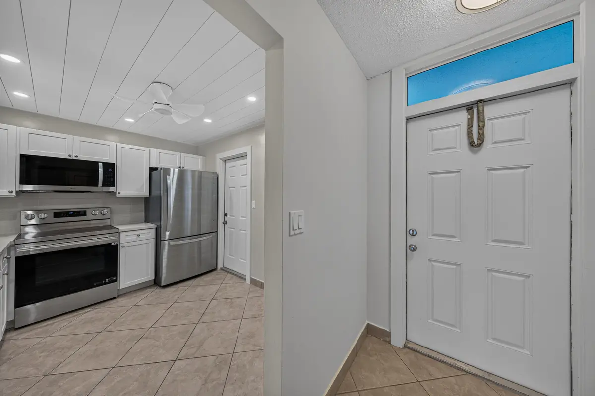 waters-reshoot-25 at 610 NE 12th Avenue 601, Hallandale Beach