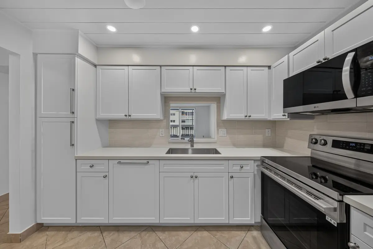 waters-reshoot-28 at 610 NE 12th Avenue 601, Hallandale Beach