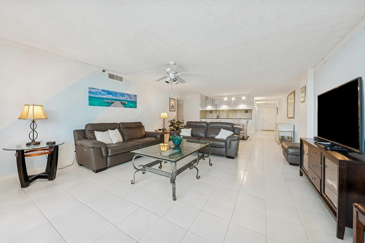 03 5 at 3400 S Ocean Boulevard 4h, Highland Beach