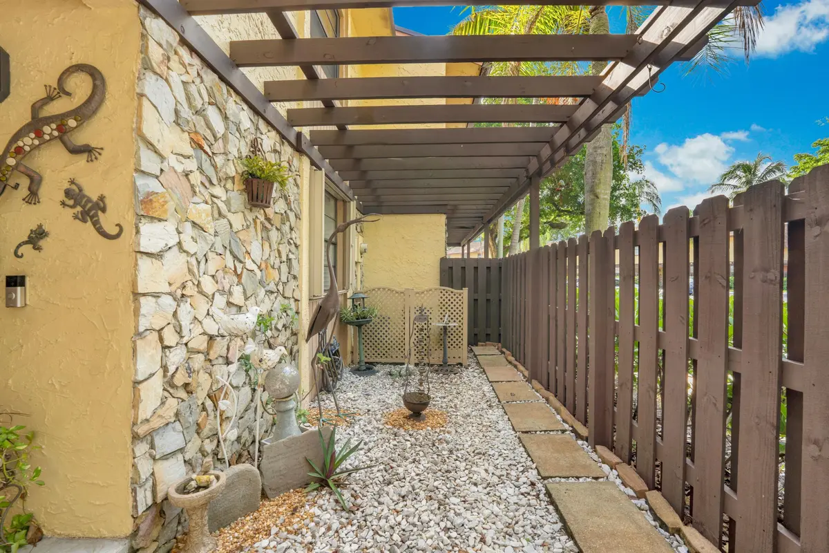 Front Patio at 1142 N University Drive, Plantation
