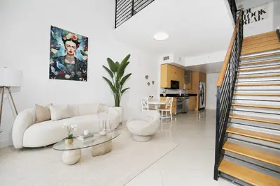 60 SW 13TH Street 1418, Miami – Condominium for rent