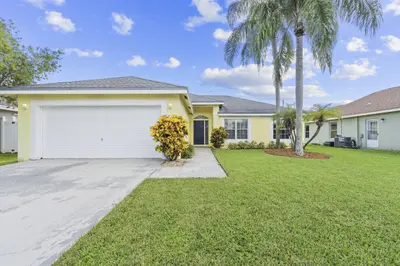 6242 Terra Rosa Circle, Boynton Beach – Single Family Residence for sale
