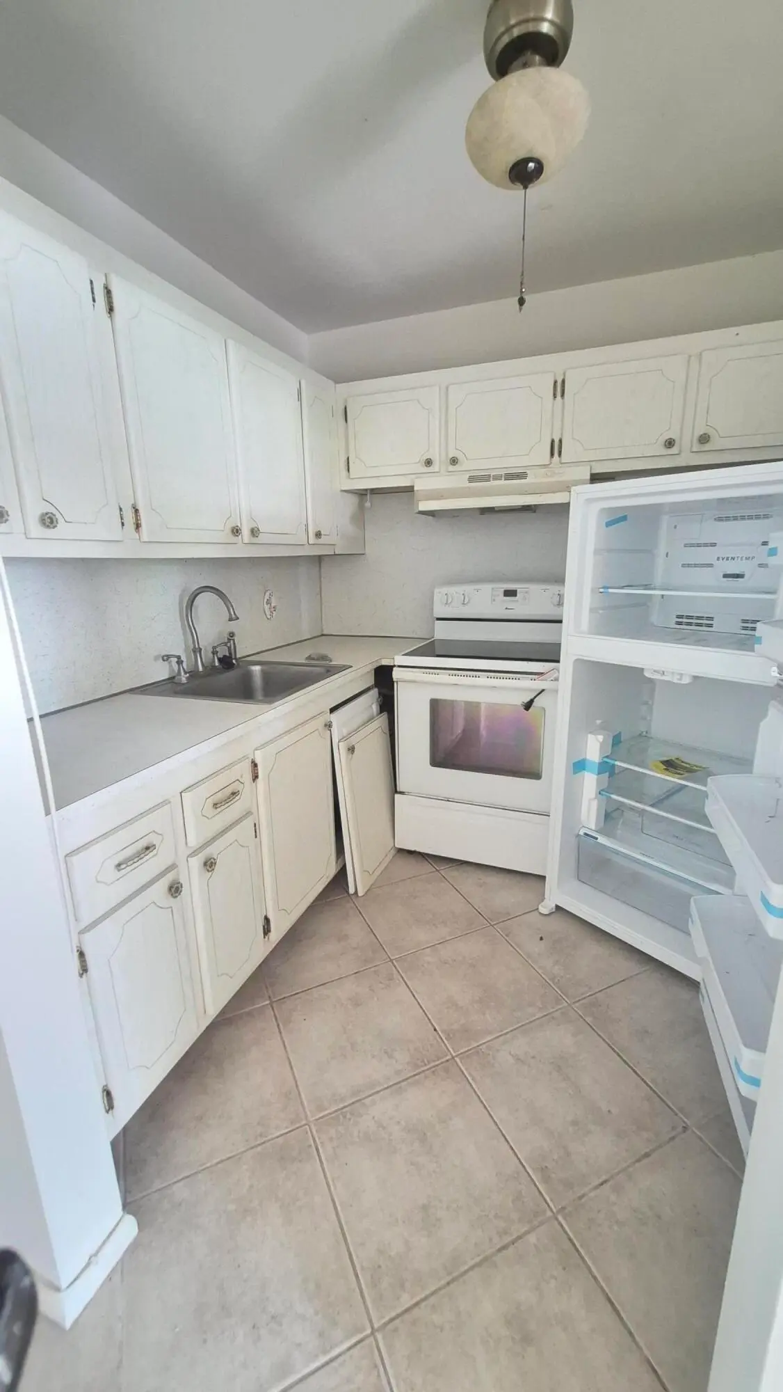 79 Canterbury D, West Palm Beach, FL – photo 1