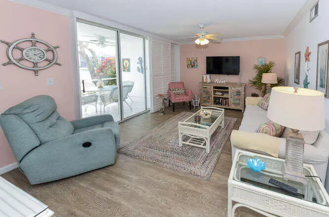 353 US1 Apt A108 Jupiter FL-small-019-03 at 353 S US Highway 1 A108, Jupiter