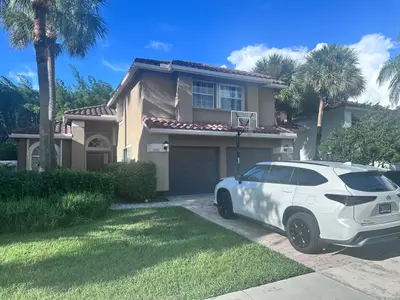 10430 BUENA VENTURA Drive, Boca Raton – Single Family Residence for rent