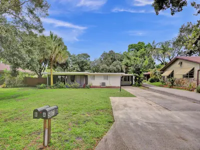 5073 SW 28th Avenue, Dania Beach – Single Family Residence for sale