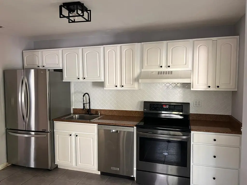 16b5163a-f338-4d2b-b41f-fca94287d767 at 5433 NE 5TH Avenue, Oakland Park