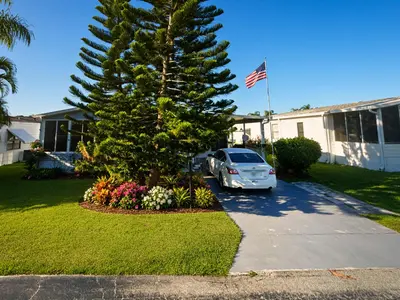 4748 SE Balsawood Terrace, Stuart – Mobile Home for sale