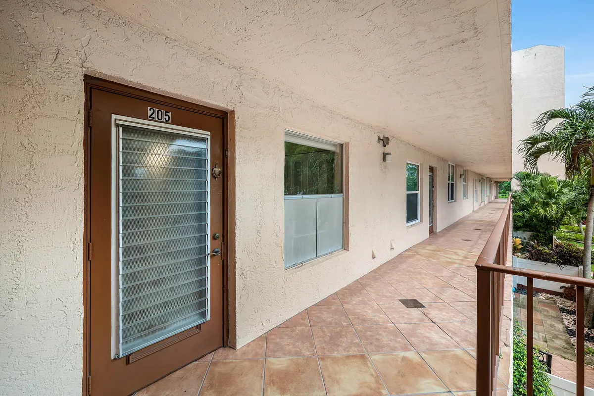 14623 Bonaire Village #205 at 14623 Bonaire Boulevard 205, Delray Beach