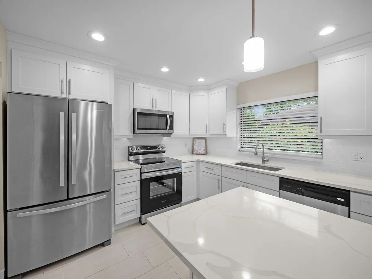4751 Storkwood kitchen3 at 4751 Storkwood Way B, Boynton Beach