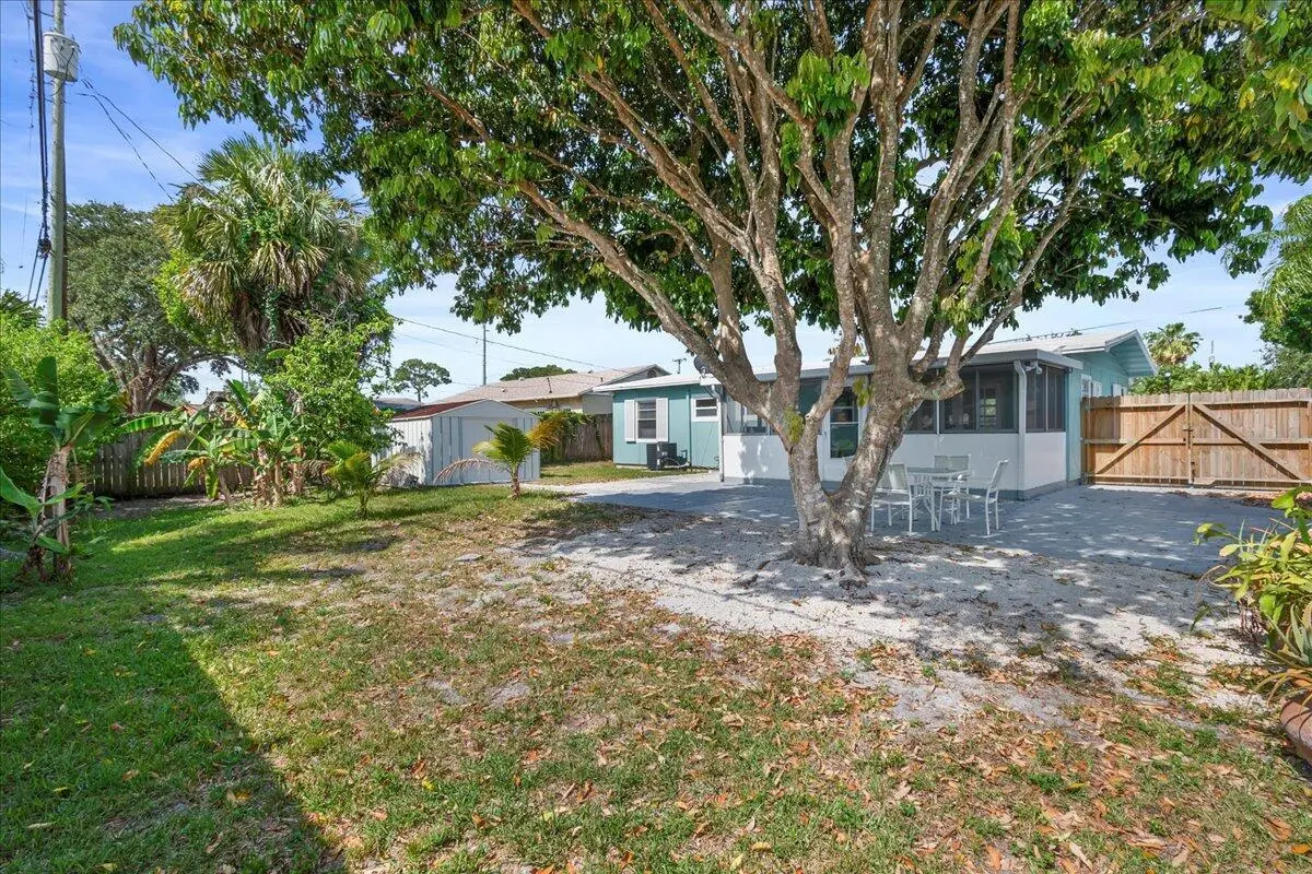 04-LUX1831 at 503 N PENNOCK Lane, Jupiter