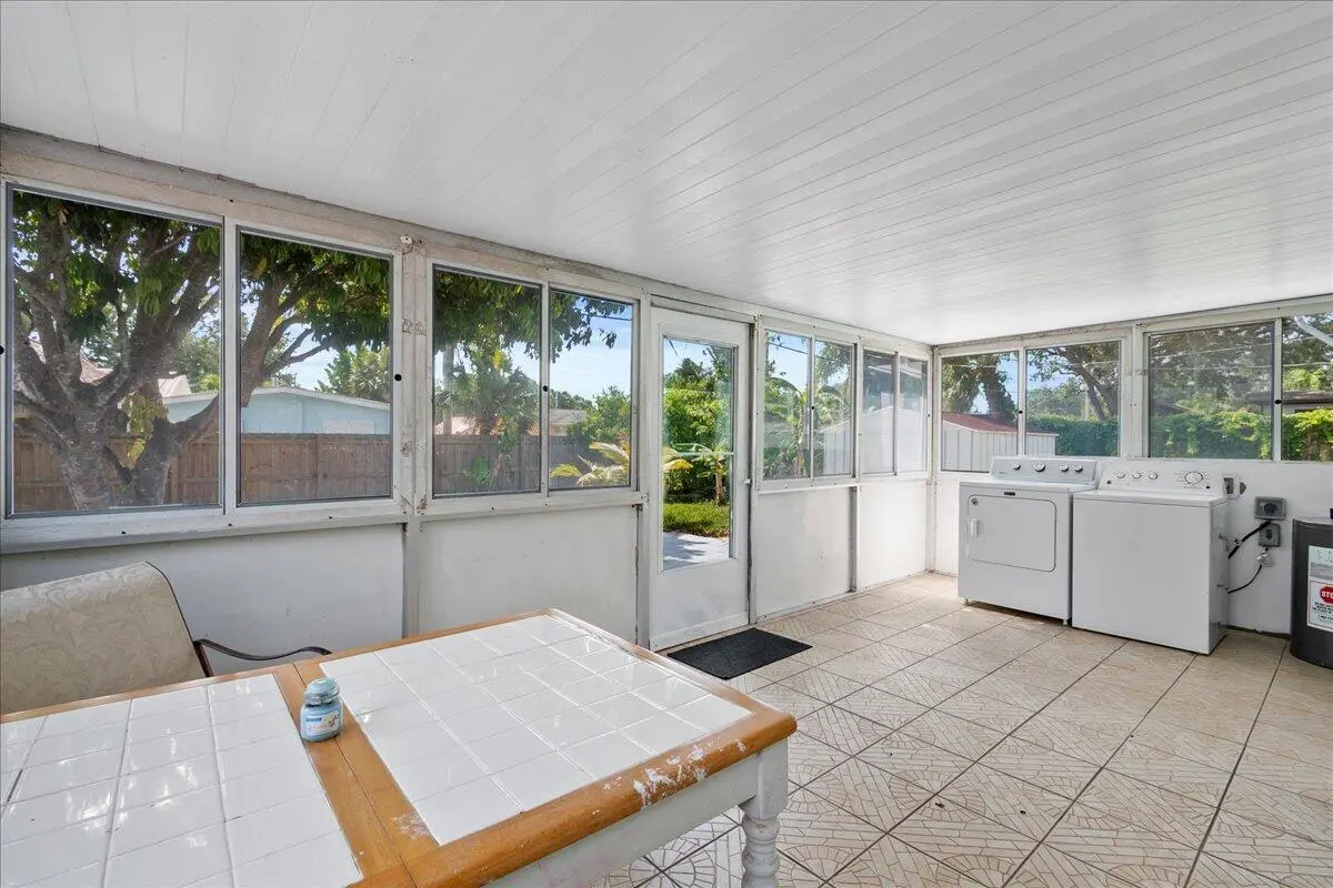 07-LUX1851 at 503 N PENNOCK Lane, Jupiter