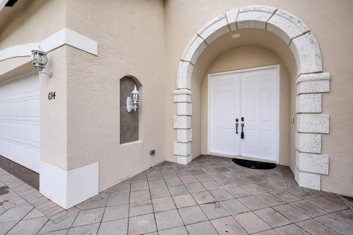 3_8p3a9352 at 694 SW Lake Charles Circle, Port St. Lucie