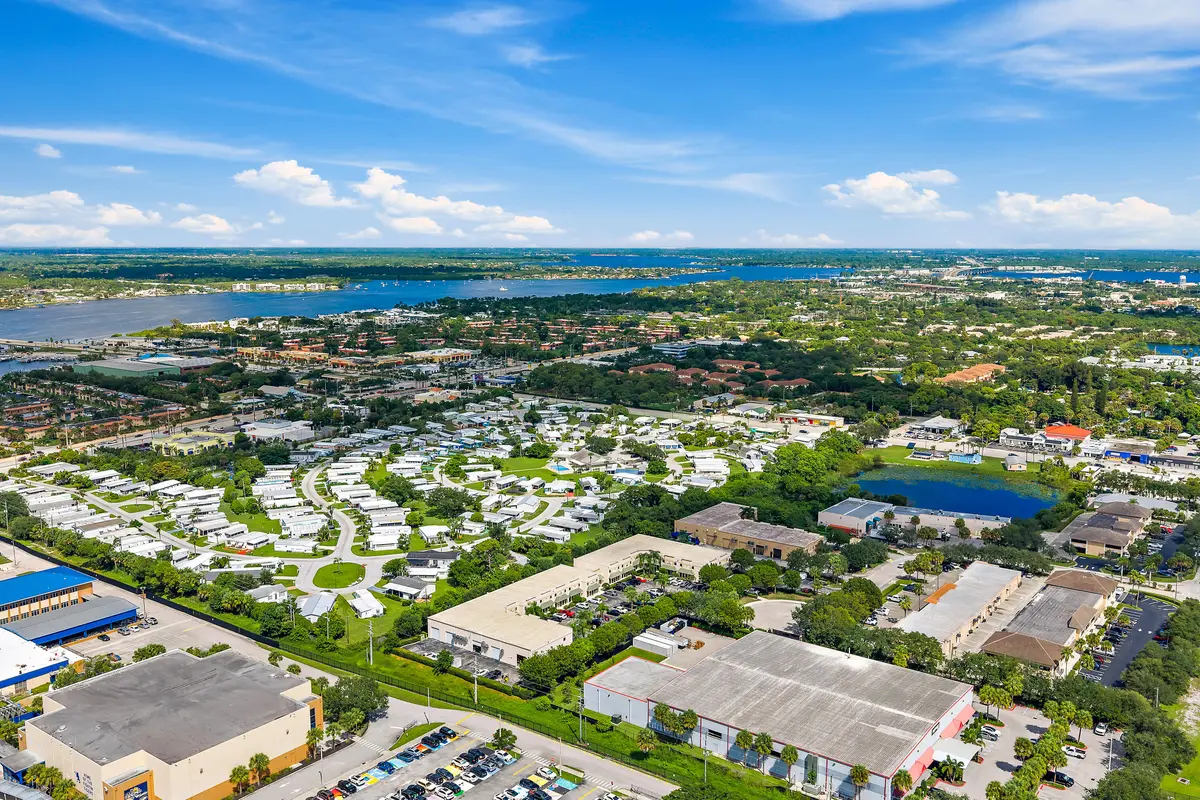 005-2682SEWilloughbyBlvd-Stuart-FULL at 2682 SE Willoughby Boulevard, Stuart