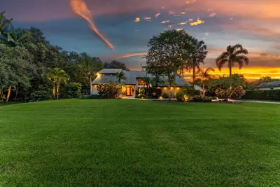 3551 SW 116th Avenue, Davie – Single Family Residence for sale