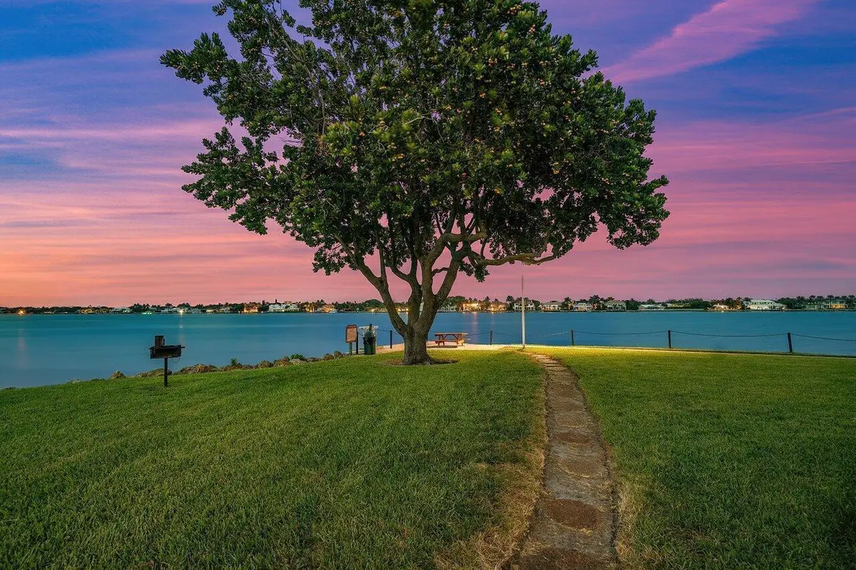 YACHT CLUB ICW PINK SKY at 103 Yacht Club Way 104, Hypoluxo