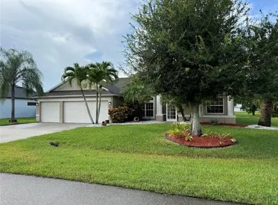 2811 SERENITY Circle, Fort Pierce – Single Family Residence for rent