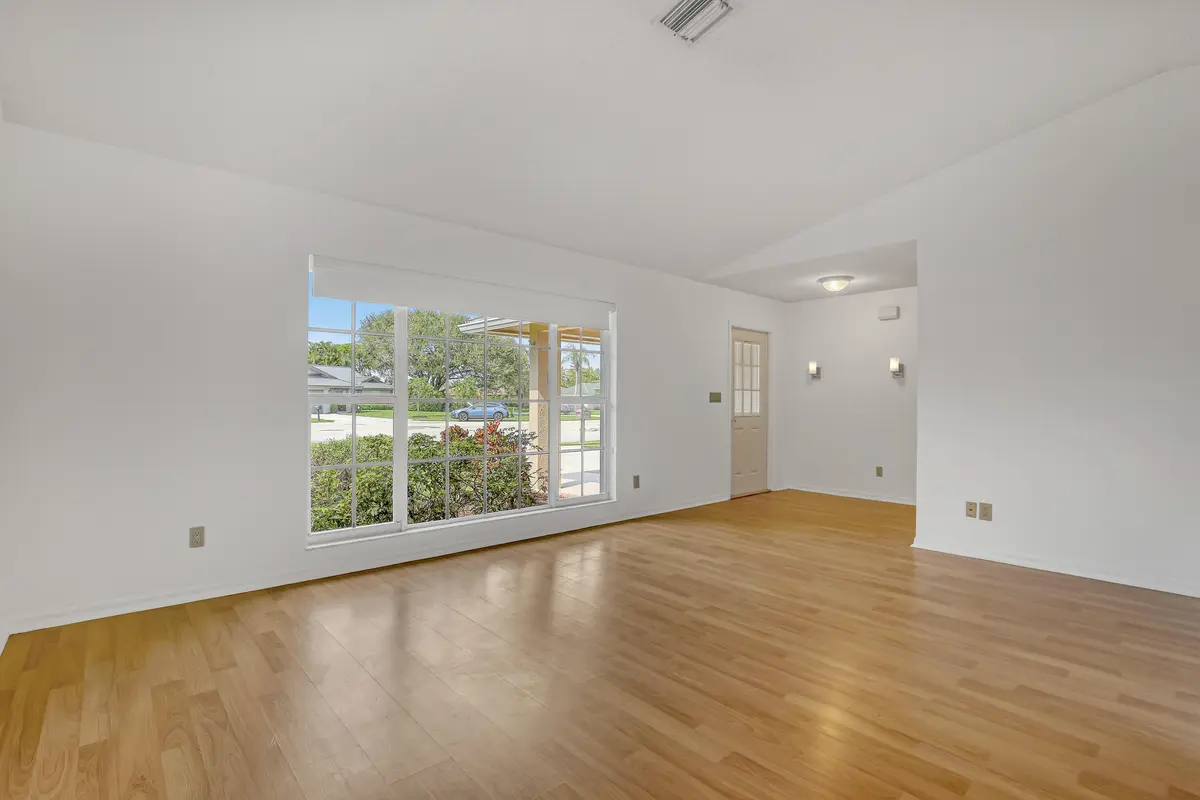 Living Room/foyer at 1835 Moonflower Circle, Wellington