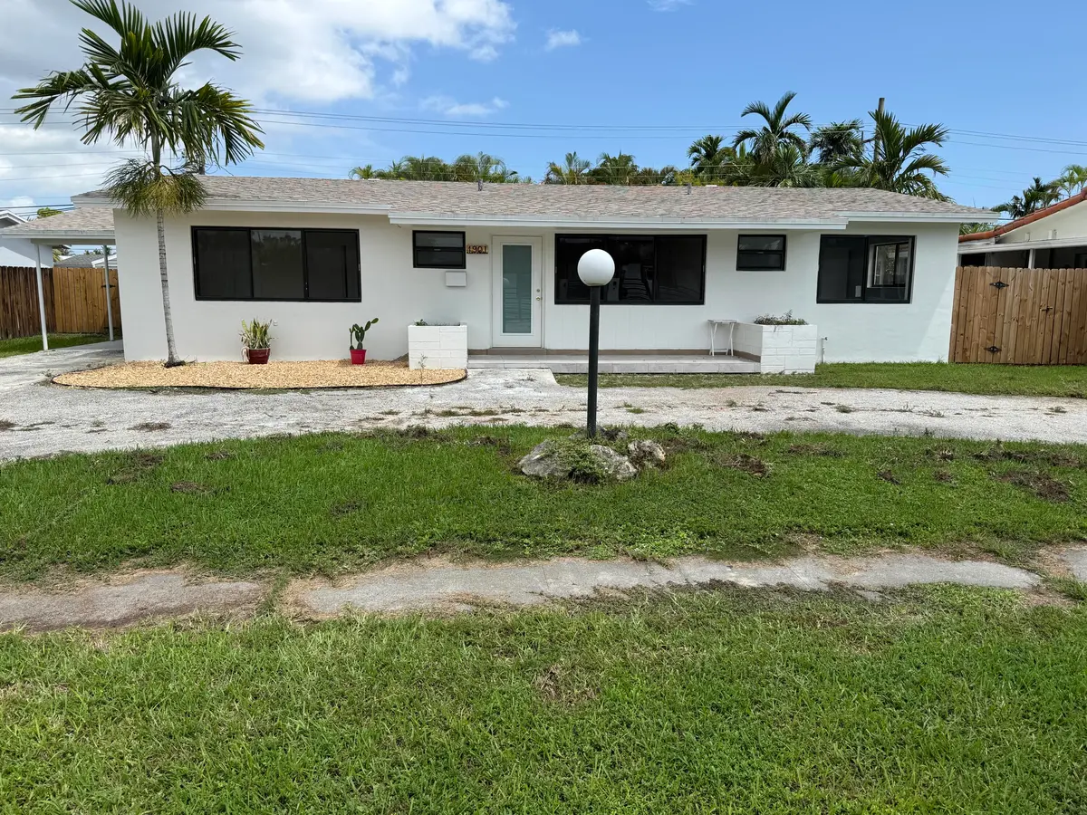 IMG_8346 at 4901 SW 94th Avenue, Miami