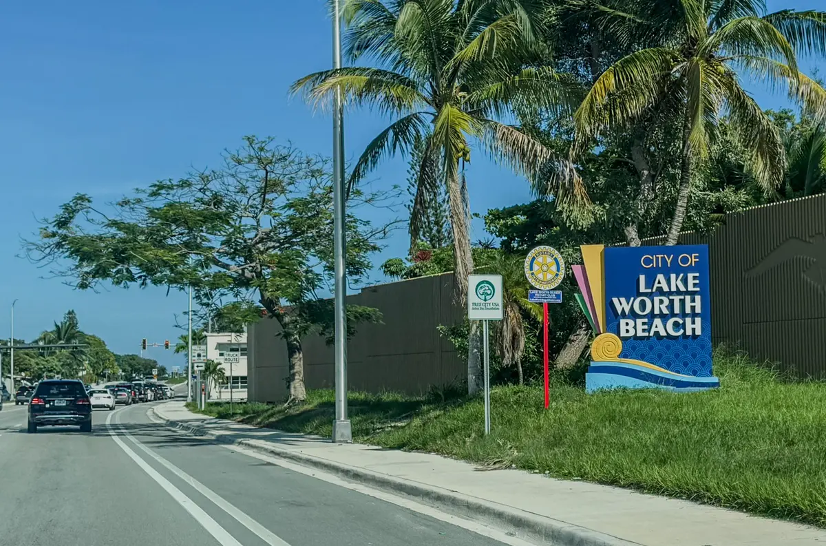 IMG_1464 at 826 S M Street, Lake Worth Beach