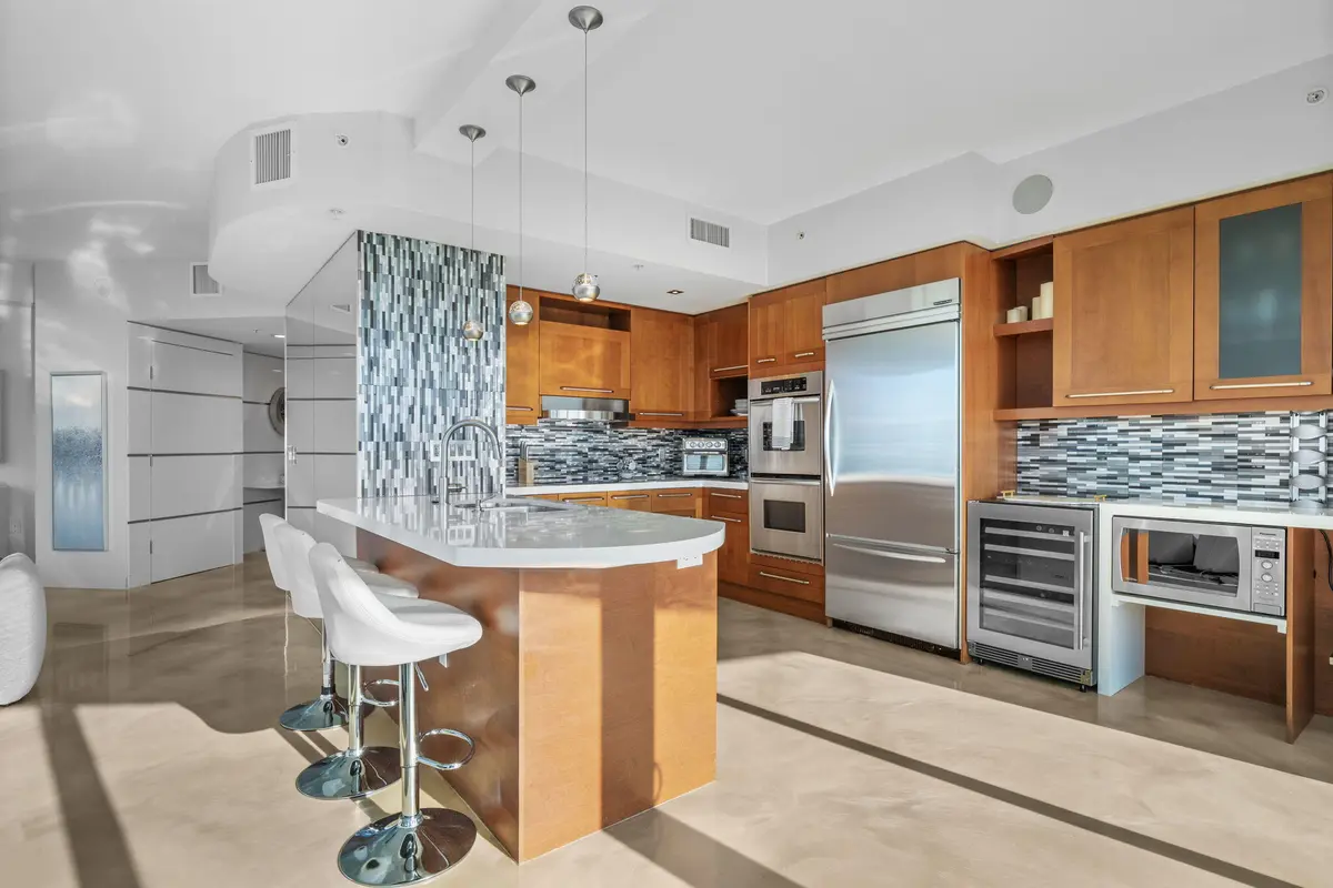 8-web-or-mls-A7R06635 at 333 Las Olas Way 2702, Fort Lauderdale