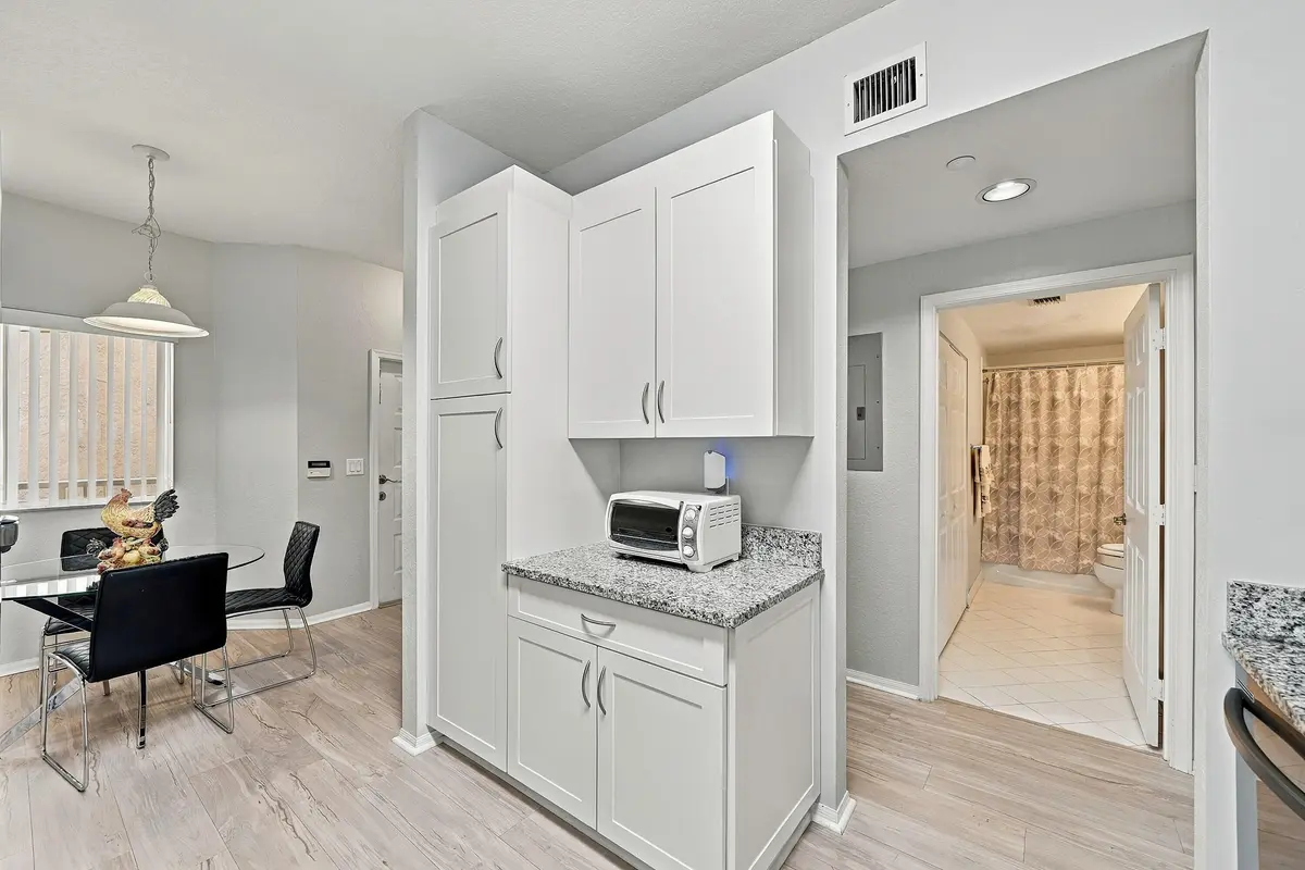 10_dsc02005 at 7755 Yardley Drive 410, Tamarac