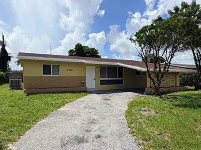 2530 NW 26th Court, Oakland Park – Single Family Residence for sale