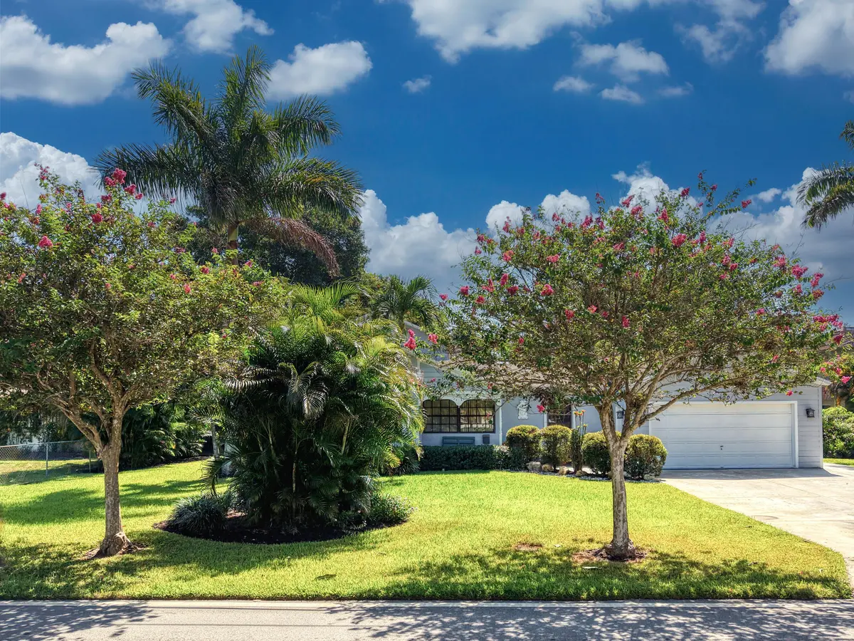 1 Exterior Front (1) at 400 E Acre Drive, Plantation