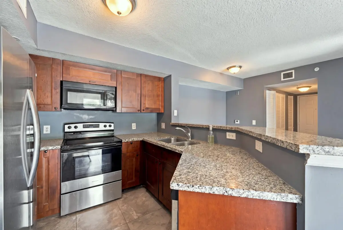 3_13 at 4041 SAN MARINO Boulevard 105, West Palm Beach