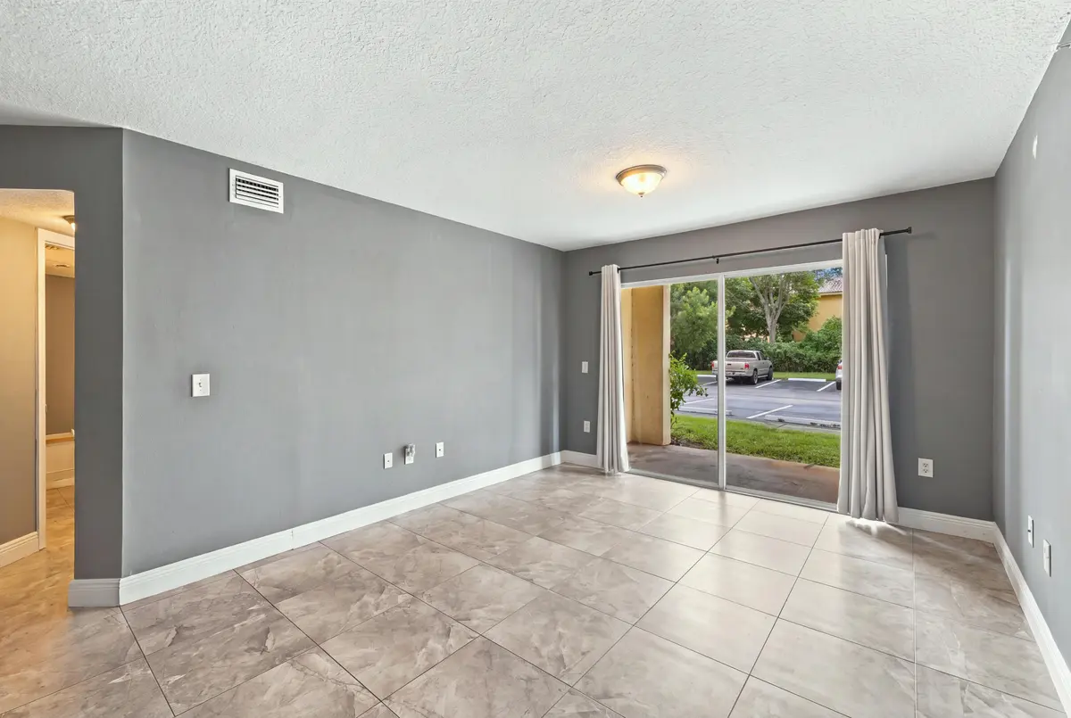 7_16 at 4041 SAN MARINO Boulevard 105, West Palm Beach