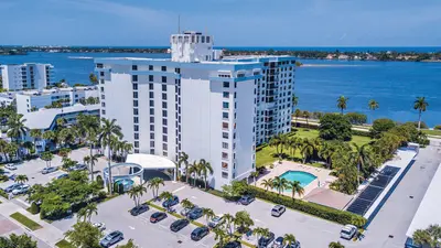 3800 WASHINGTON Road 407, West Palm Beach – Condominium for rent