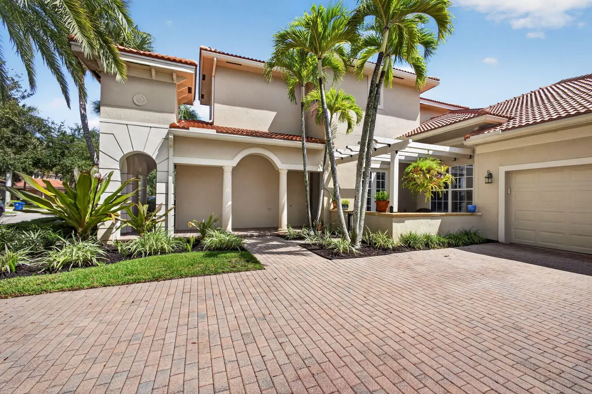 11-web-or-mls-5D1A8413 at 110 Via Veracruz, Jupiter