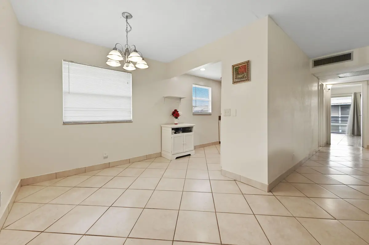 09 Dining area 01 at 525 Monaco K Boulevard, Delray Beach