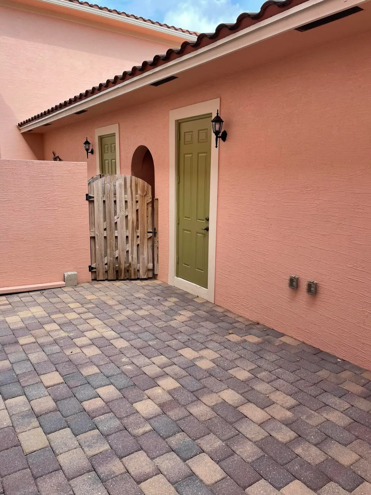93260496-8A7D-4359-B776-47F6D7FB9373 at 149 Glencullen Circle, Jupiter