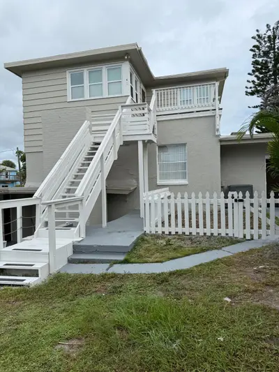1140  Hernando Street C, Hutchinson Island – Apartment for rent
