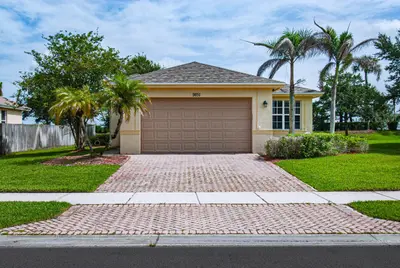 9851 E Verona Circle, Vero Beach – Single Family Residence for sale