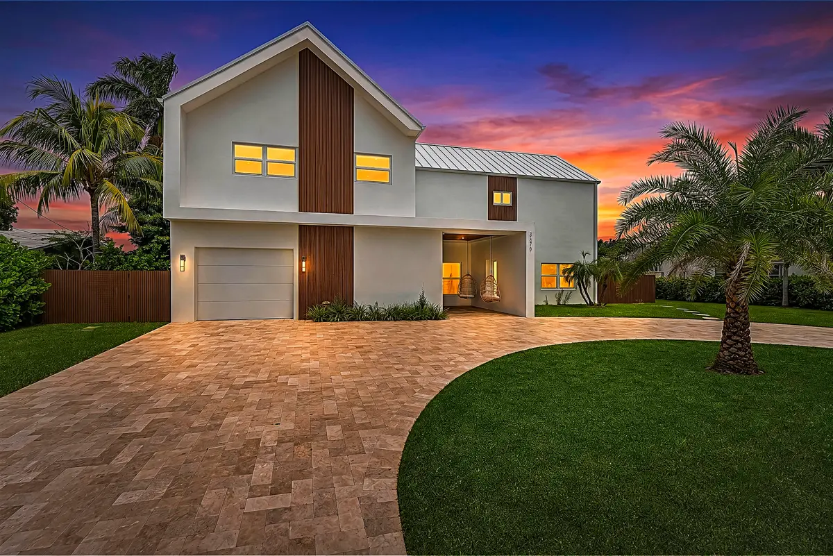 303 Sw 14th Pl_026 at 303 SW 14TH Place, Boca Raton
