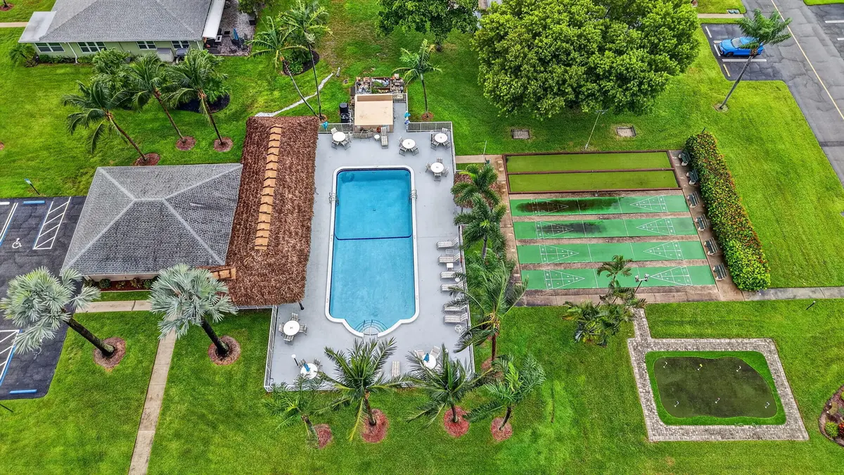 50-web-or-mls-DJI_20260917134520_0881_D at 190 N HIGH POINT Boulevard A, Boynton Beach
