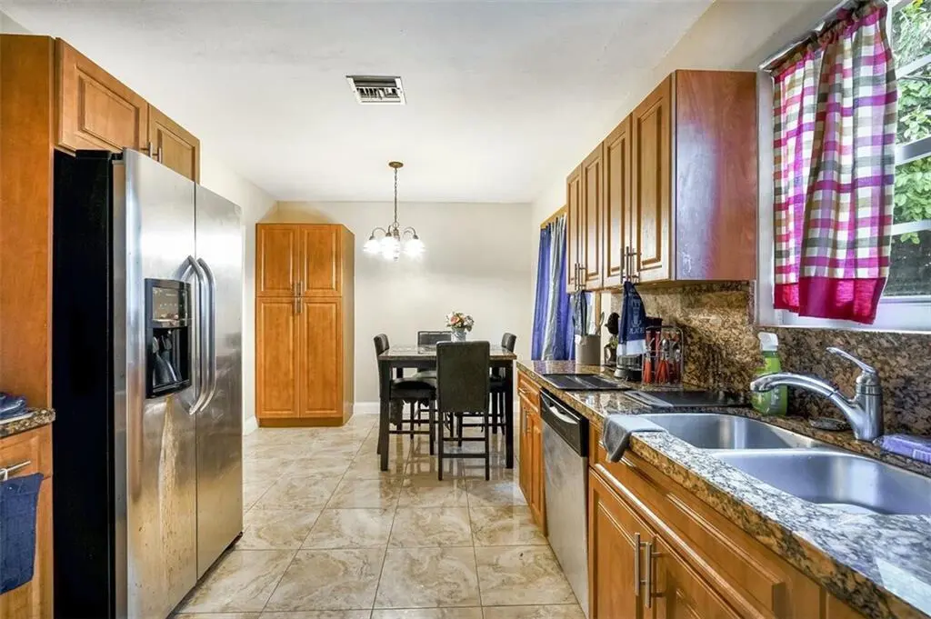 kitchen at 617 LAKESIDE  Harbor, Boynton Beach