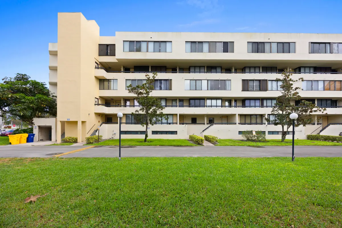 SLHG at 1401 S Federal Highway 220, Boca Raton