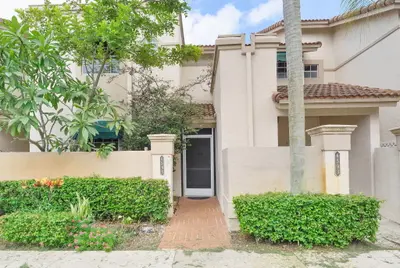 6595 VIA REGINA, Boca Raton – Condominium for sale