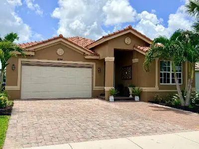 2165 SW Newport Isles Boulevard, Port St. Lucie – Single Family Residence for sale