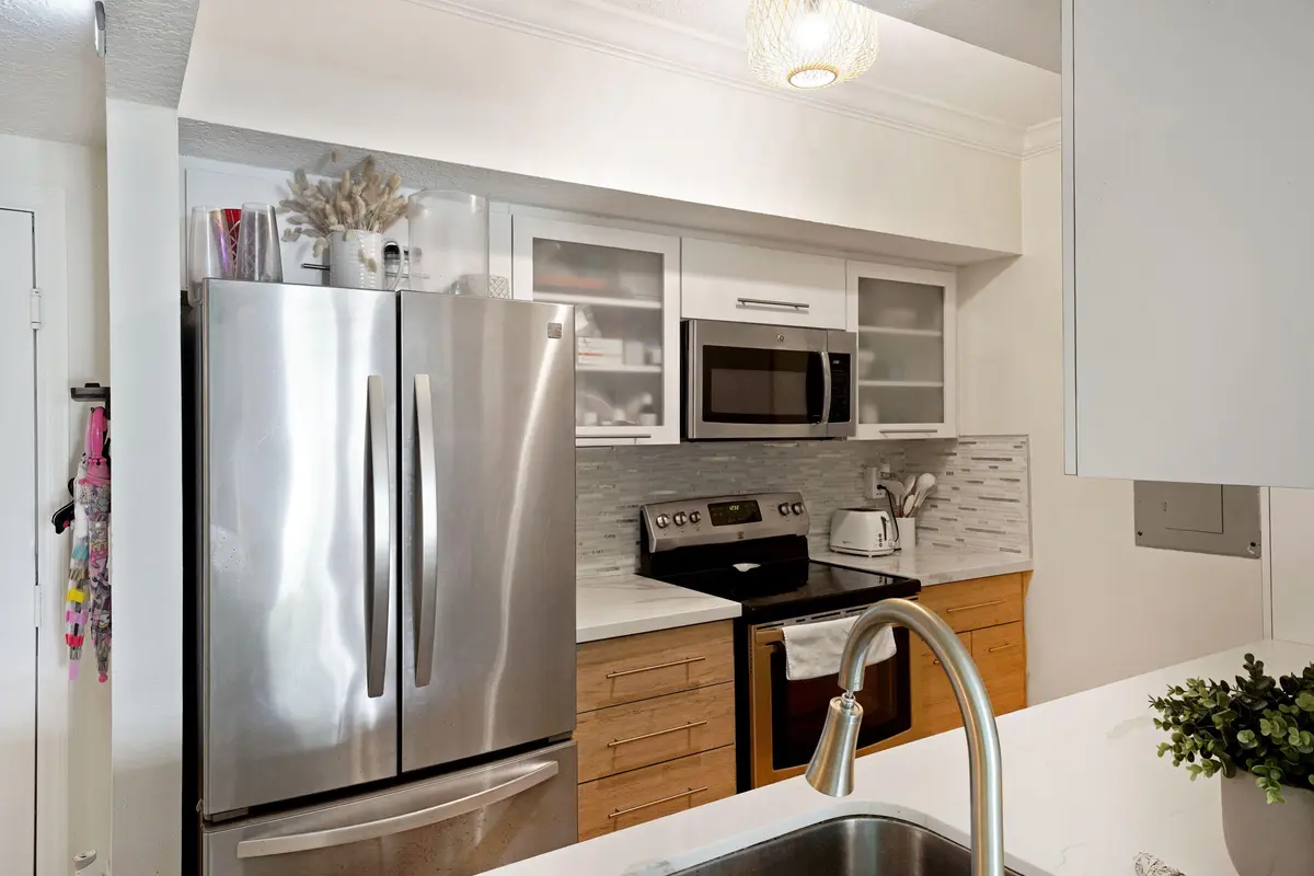 Kitchen at 231 SW 116th Avenue 19208, Pembroke Pines