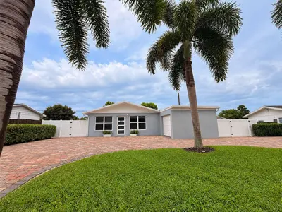 872 HARTH Drive, West Palm Beach – Single Family Residence for sale