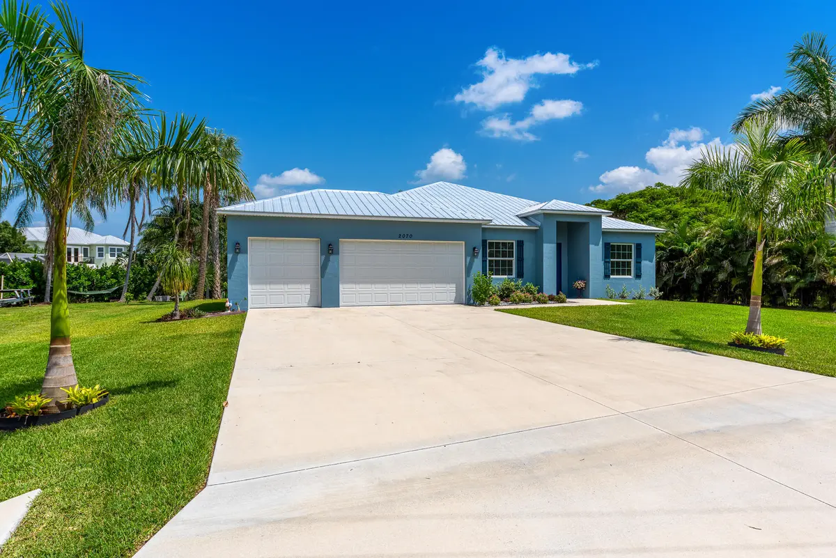 2070 NW Pine Tree Way, Stuart, FL 34994- at 2070 NW PINE TREE Way, Stuart