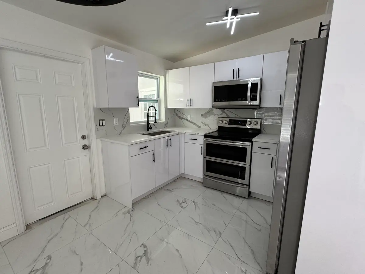 Unit A at 508 PALM Avenue, Fort Pierce