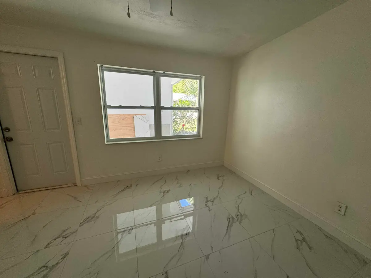 Unit A at 508 PALM Avenue, Fort Pierce